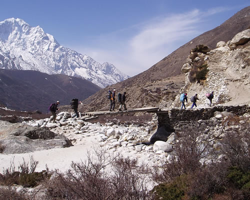 Outdoorlite Ventures trekkers returning to Shomare (Everest Base Camp Trek) 
